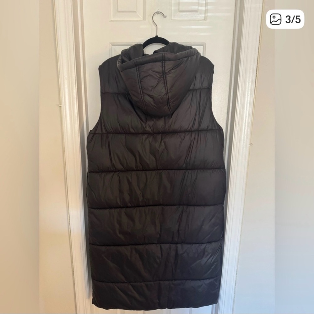 ASOS Long Black Puffer Vest with Hood - Picture 3 of 3